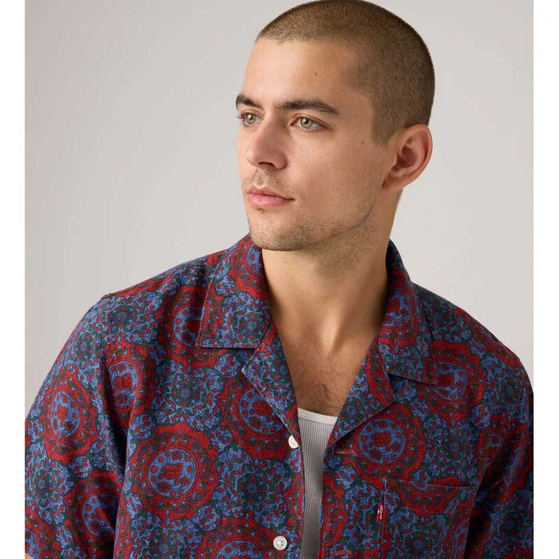 Levi's Sunset Standard Camp Short-Sleeve Shirt image number 2